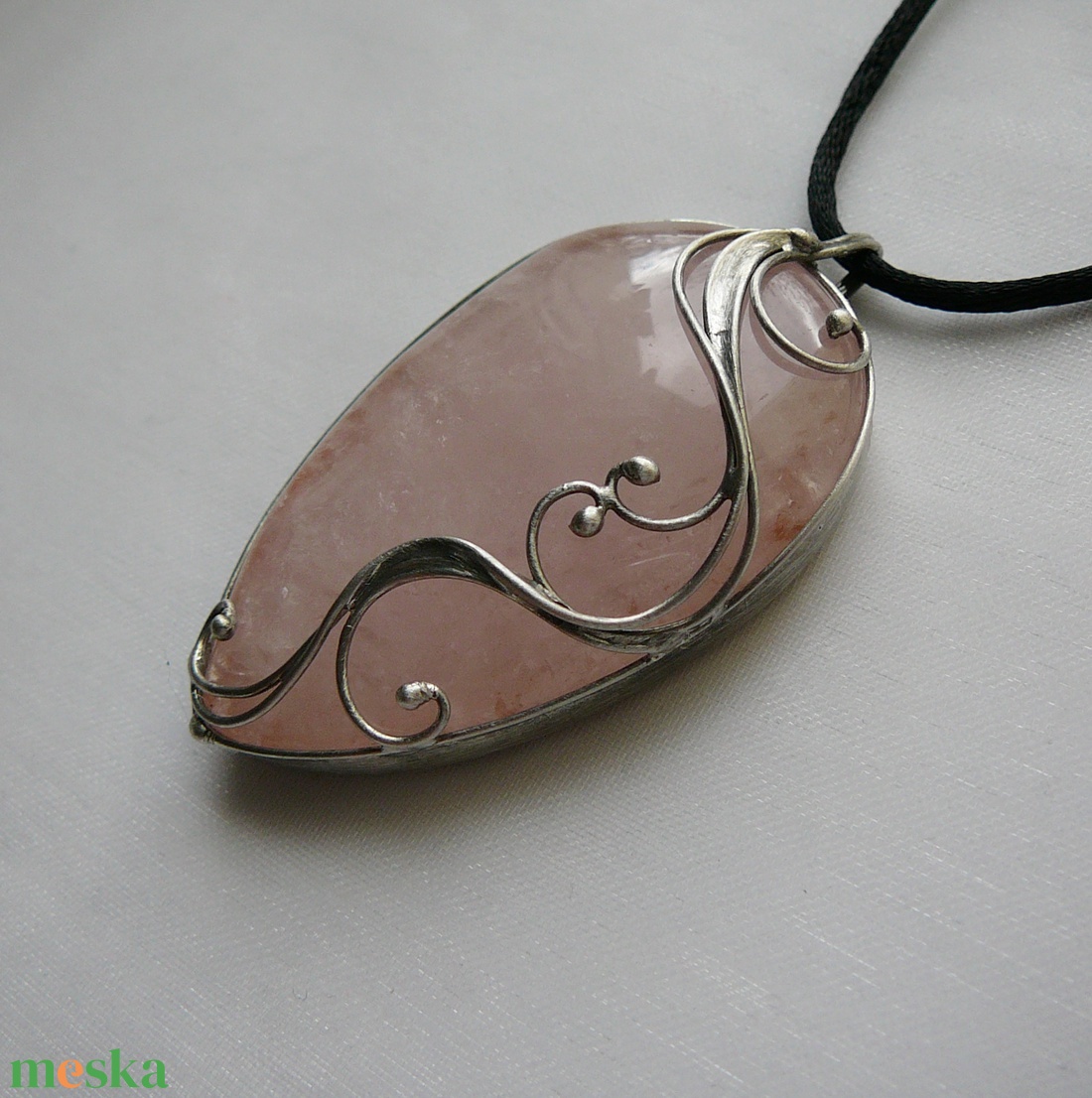 Rózsakvarc csepp medál - ékszer - nyaklánc - medálos nyaklánc - Meska.hu