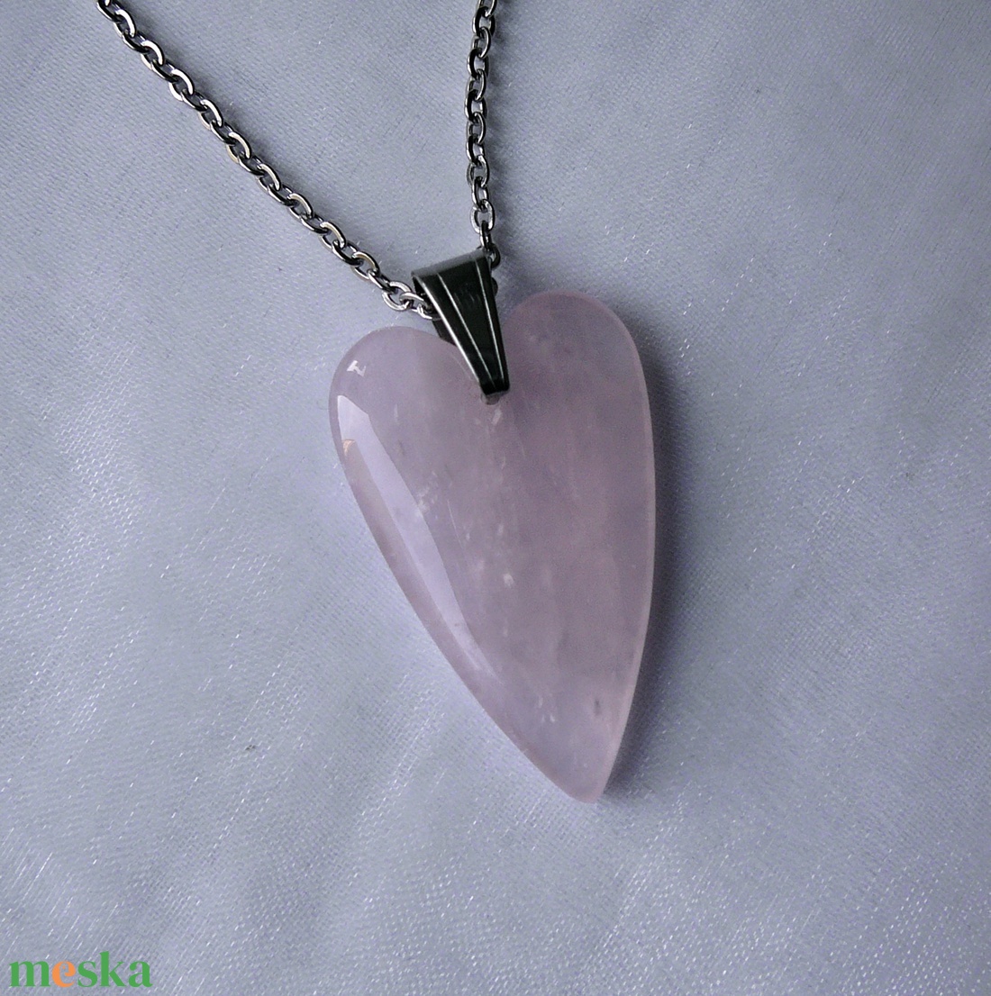 Rózsakvarc szív medálos nyaklánc - ékszer - nyaklánc - medálos nyaklánc - Meska.hu