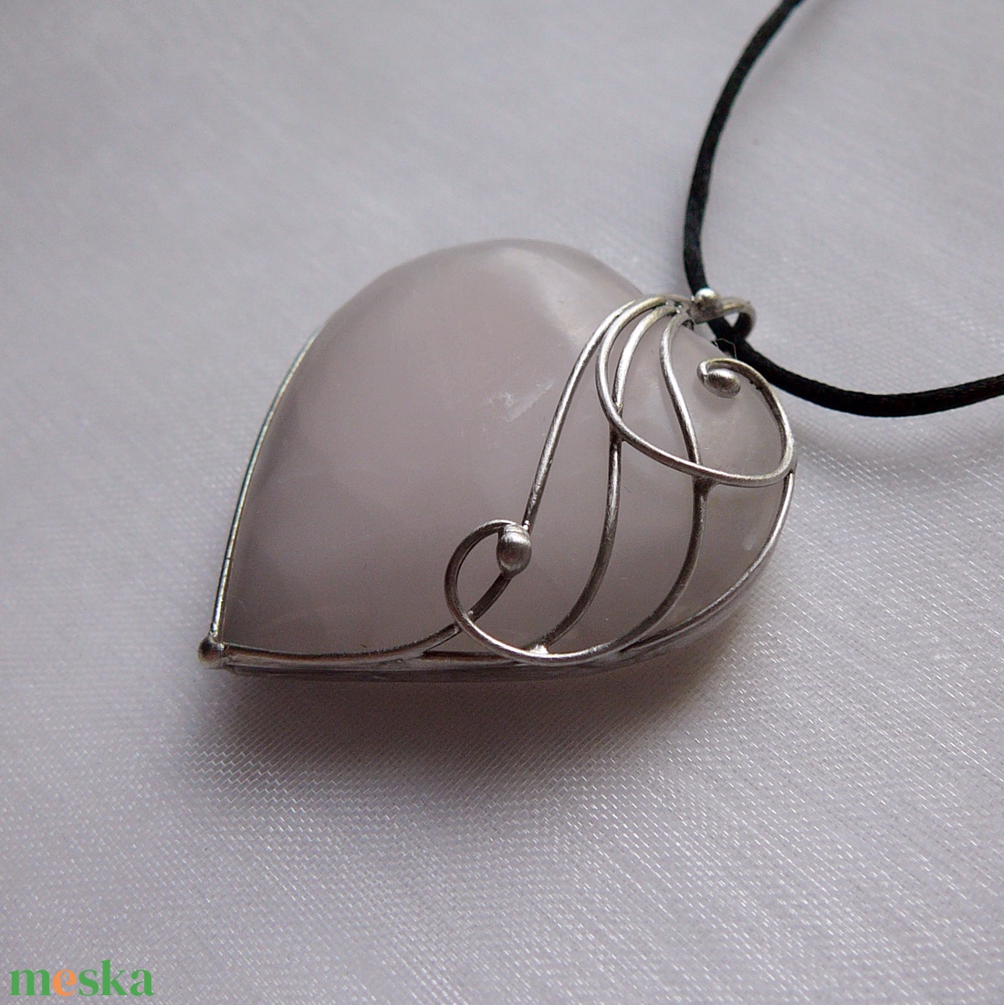 Rózsaszín kalcit szív medál - ékszer - nyaklánc - medálos nyaklánc - Meska.hu