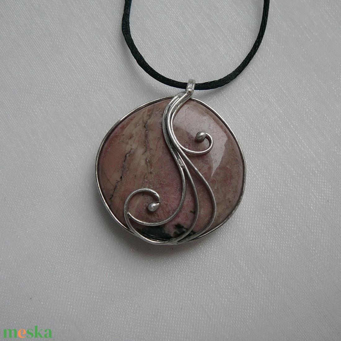 Rodonit medál - ékszer - nyaklánc - medálos nyaklánc - Meska.hu
