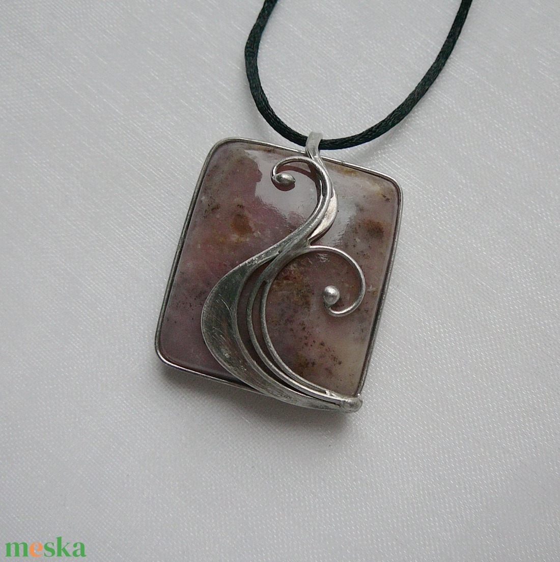 Rózsaszín opál medál - ékszer - nyaklánc - medálos nyaklánc - Meska.hu