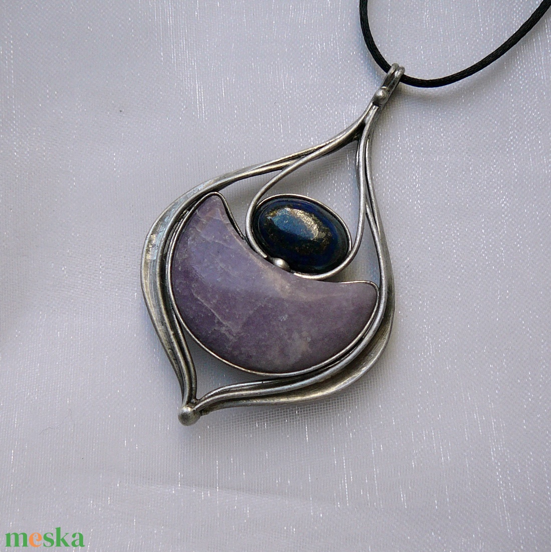 Lepidolit medál - ékszer - nyaklánc - medálos nyaklánc - Meska.hu