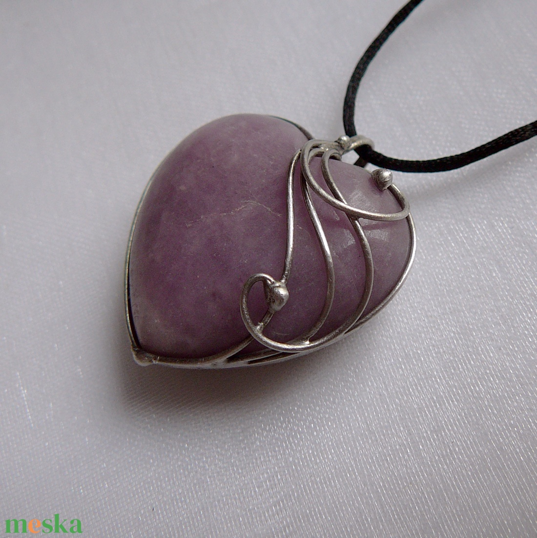 Lepidolit szív medál - ékszer - nyaklánc - medálos nyaklánc - Meska.hu