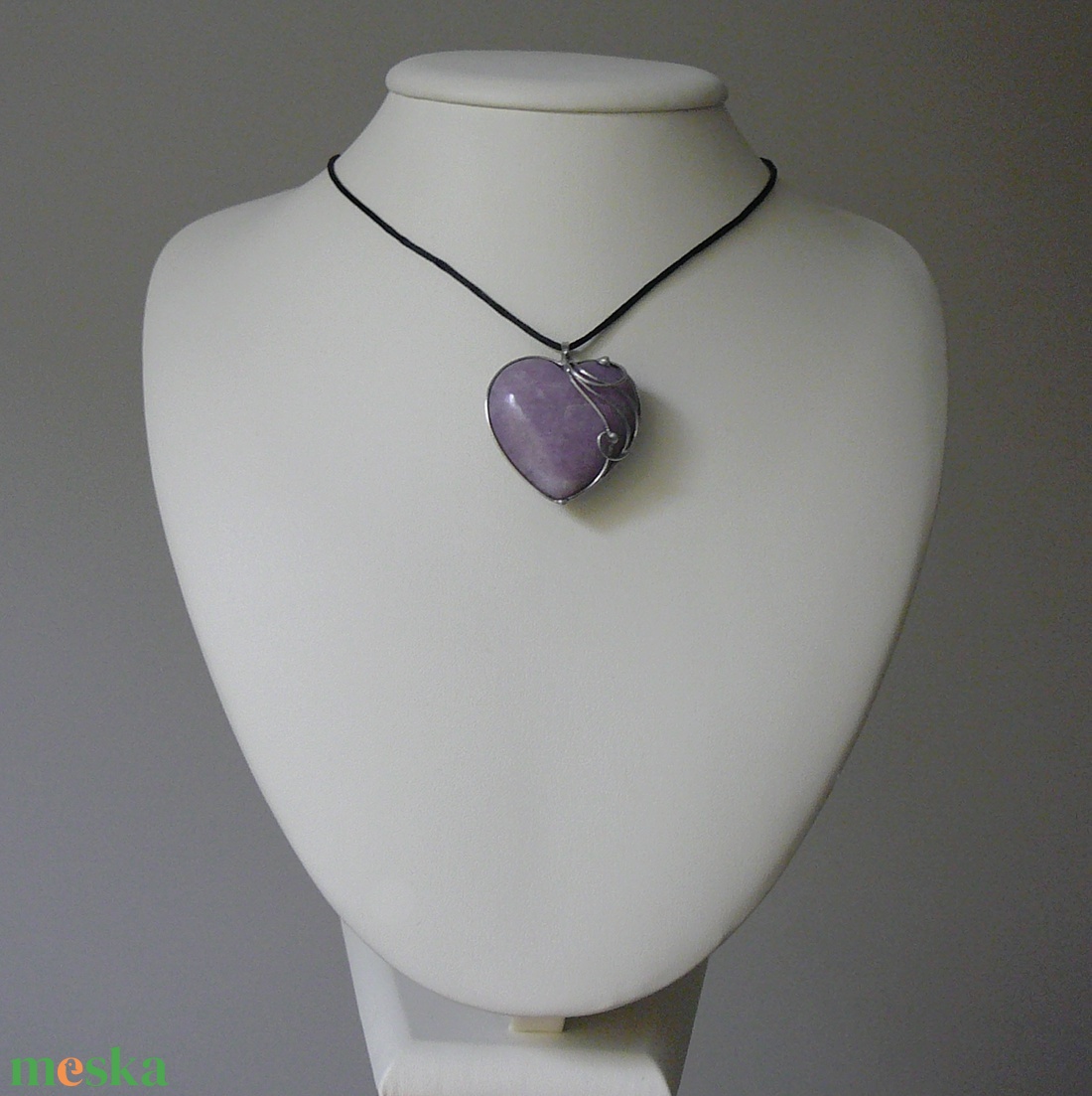 Lepidolit szív medál - ékszer - nyaklánc - medálos nyaklánc - Meska.hu