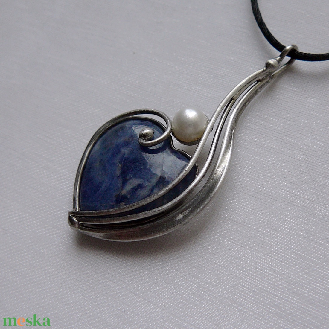 Szodalit medál - ékszer - fülbevaló - lógó fülbevaló - Meska.hu