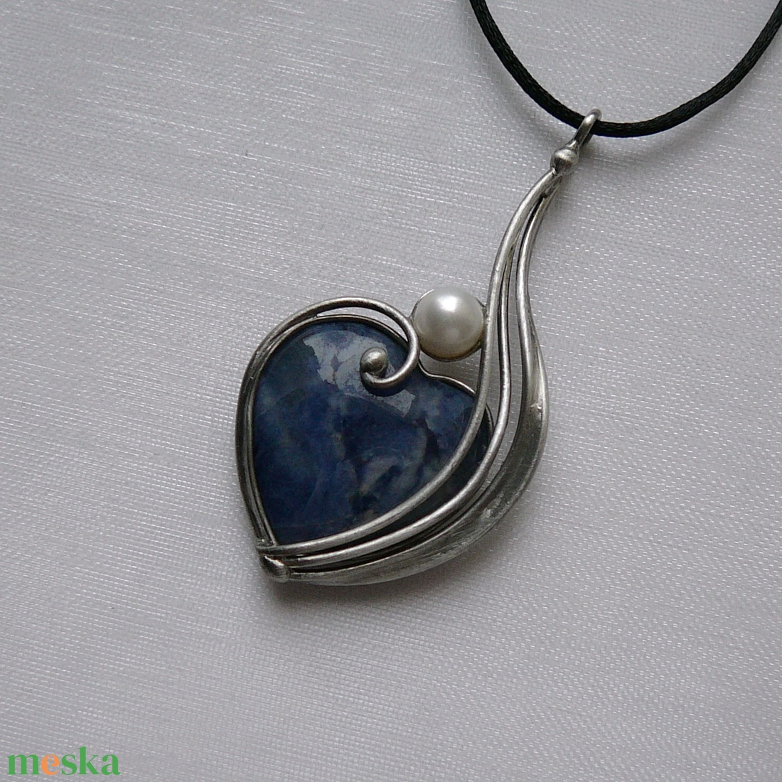 Szodalit medál - ékszer - fülbevaló - lógó fülbevaló - Meska.hu