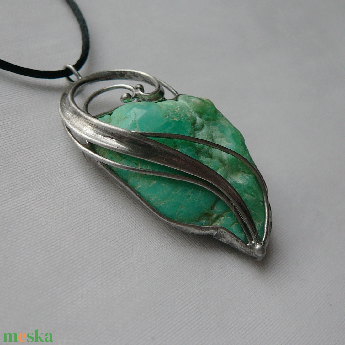 Krizopráz medál - ékszer - nyaklánc - medálos nyaklánc - Meska.hu