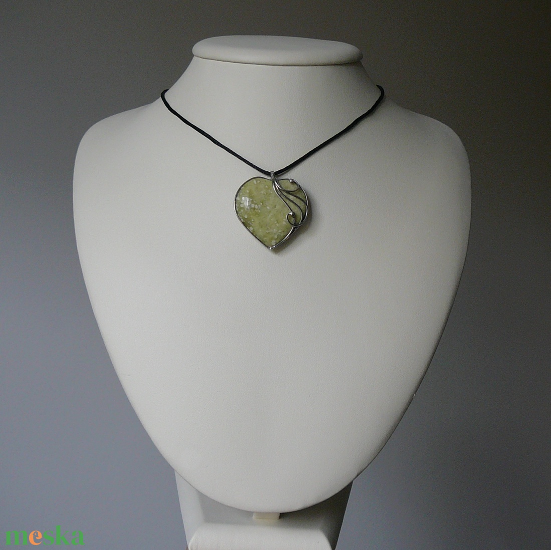 Szerpentin szív medál - ékszer - nyaklánc - medálos nyaklánc - Meska.hu