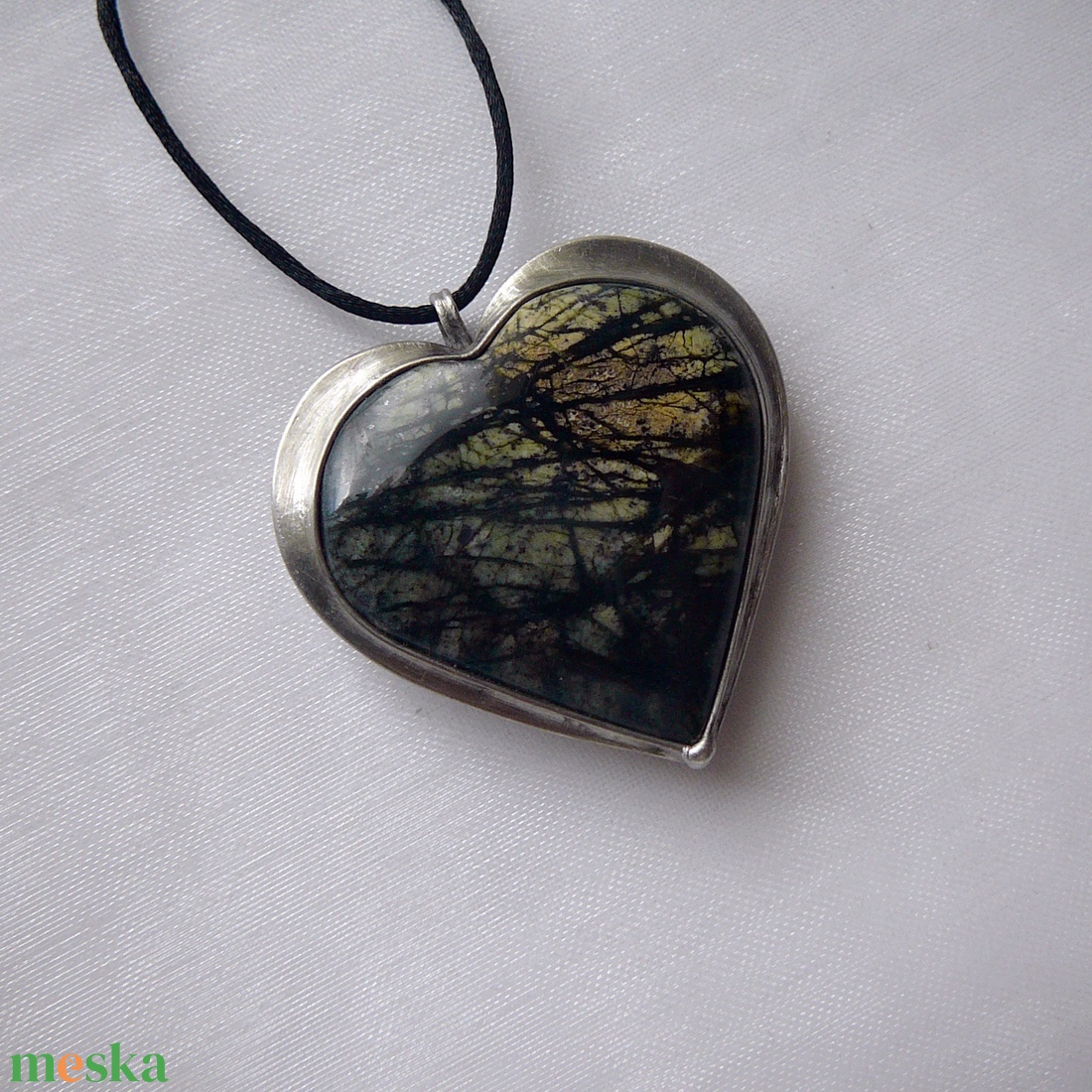 Szerpentin szív medál - ékszer - nyaklánc - medálos nyaklánc - Meska.hu