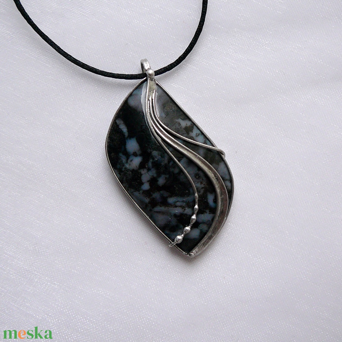 Indigo gabbro medál - ékszer - nyaklánc - medálos nyaklánc - Meska.hu