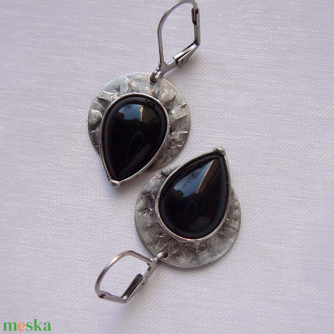 Ónix fülbevaló - ékszer - fülbevaló - lógós kerek fülbevaló - Meska.hu