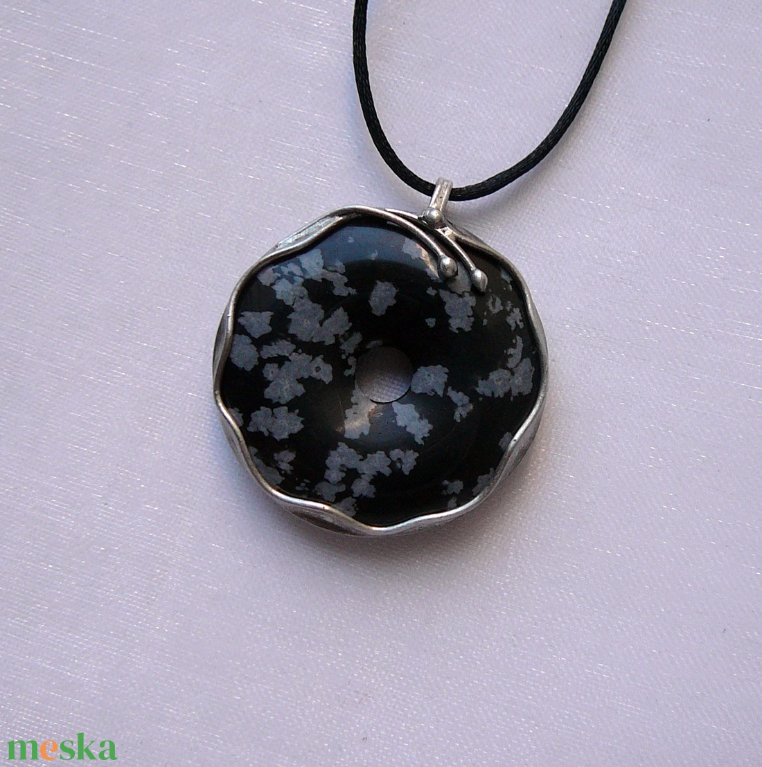 Hópehely obszidián medál - ékszer - nyaklánc - medálos nyaklánc - Meska.hu