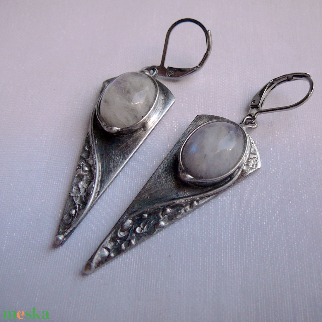 Holdkő fülbevaló - ékszer - fülbevaló - lógó fülbevaló - Meska.hu