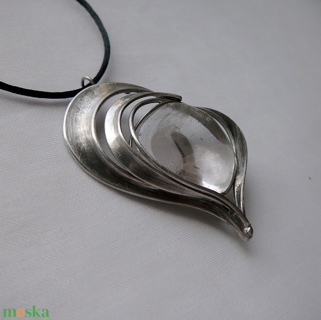 Hegyikristály szív medál - ékszer - nyaklánc - medálos nyaklánc - Meska.hu