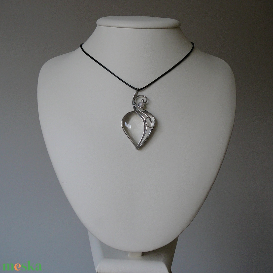 Hegyikristály szív medál - ékszer - nyaklánc - medálos nyaklánc - Meska.hu
