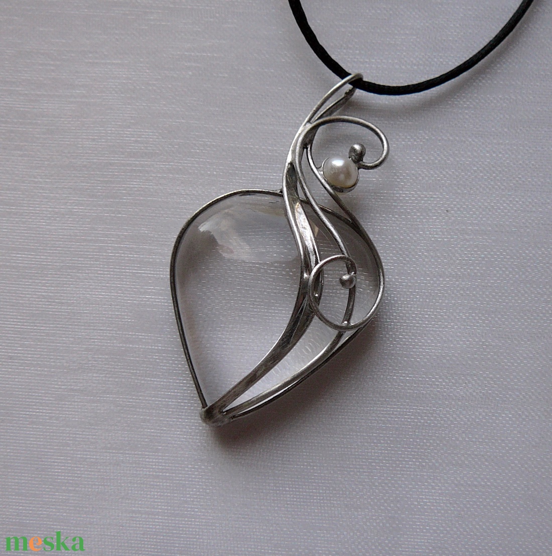 Hegyikristály szív medál - ékszer - nyaklánc - medálos nyaklánc - Meska.hu