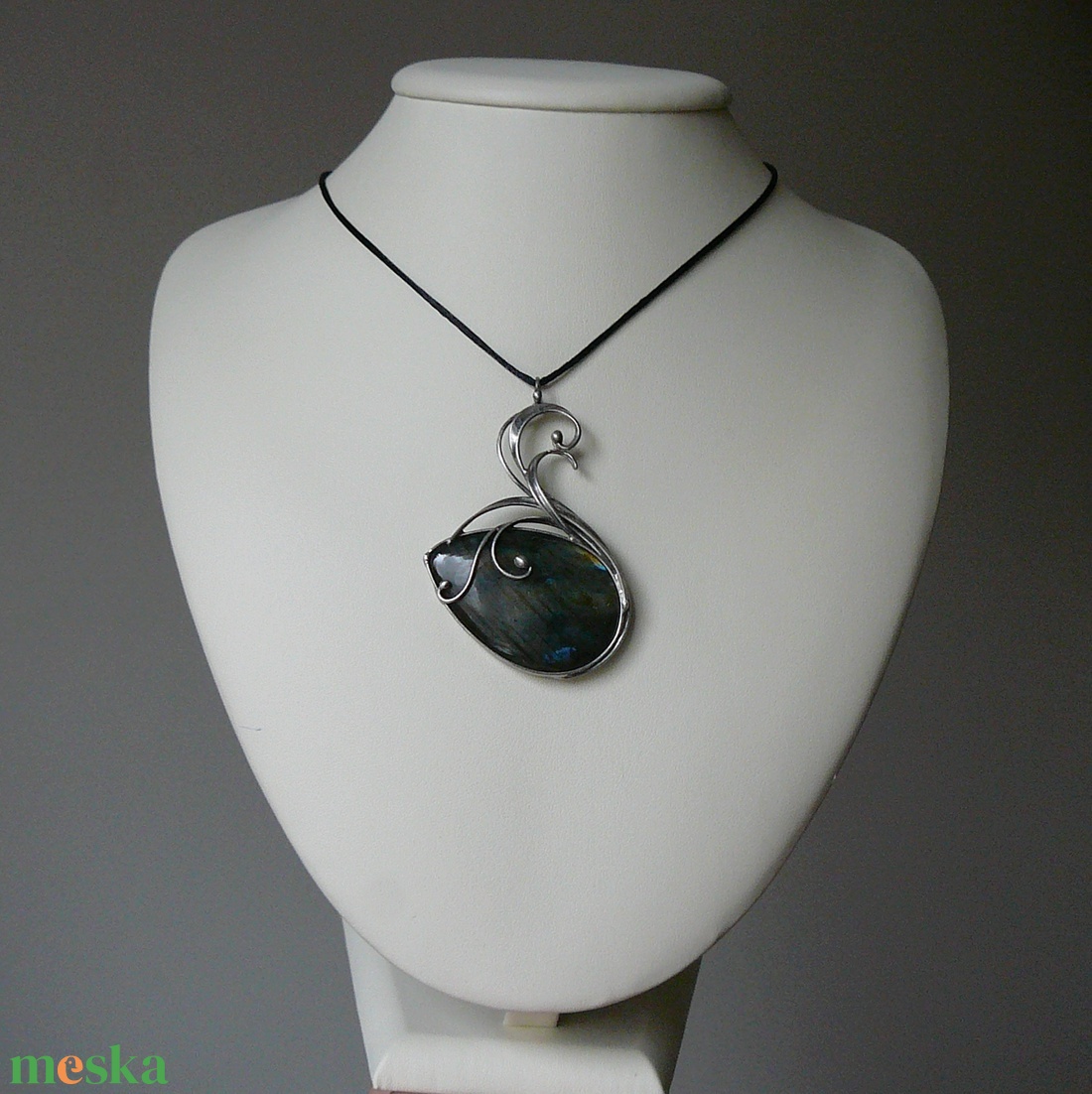 Labradorit medál - ékszer - nyaklánc - medál - Meska.hu