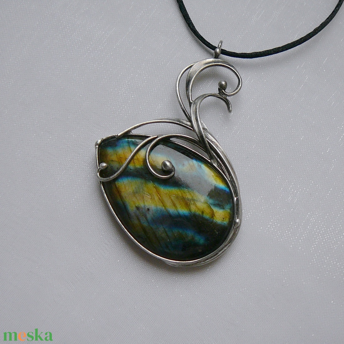 Labradorit medál - ékszer - nyaklánc - medál - Meska.hu