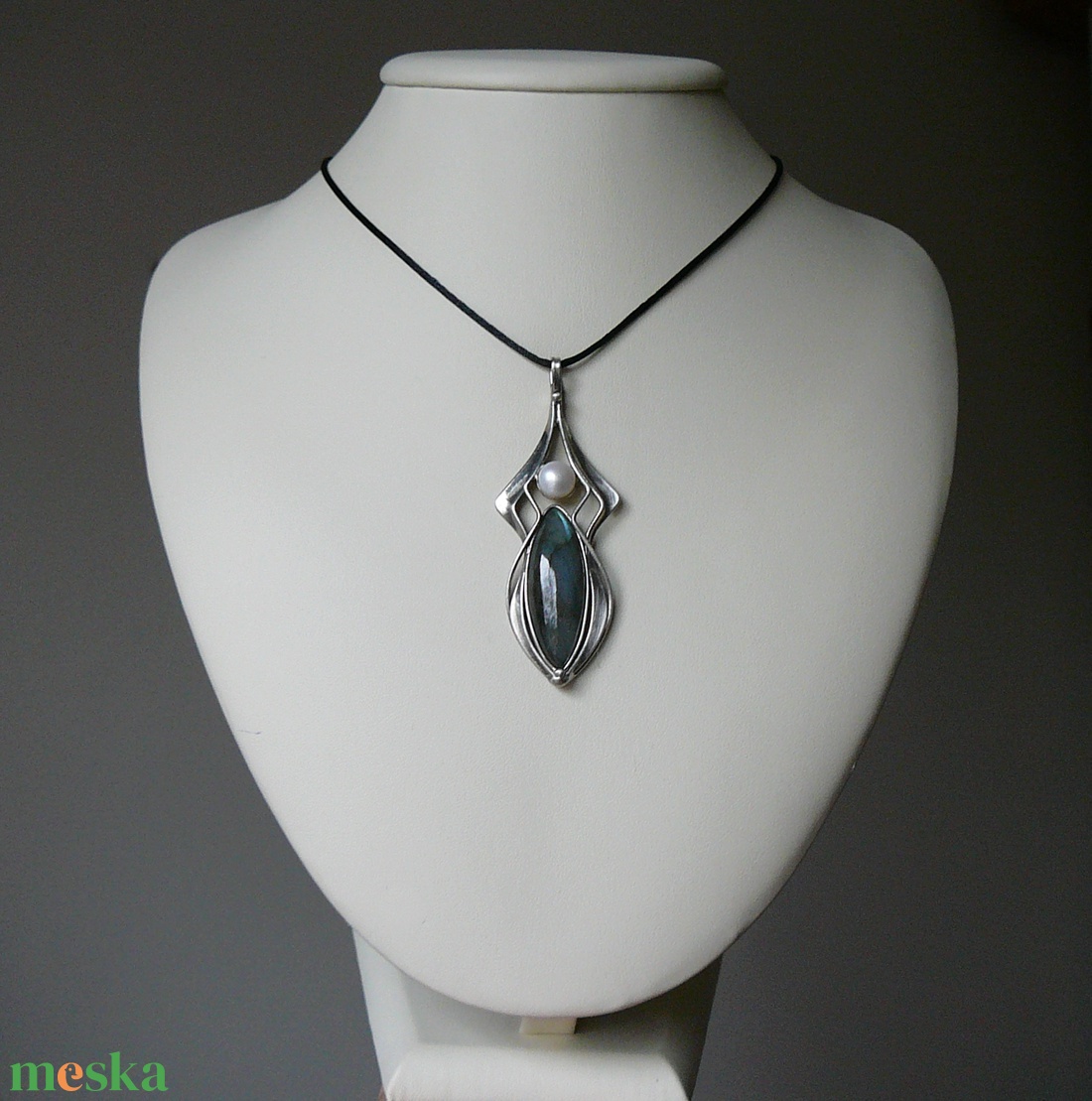 Labradorit medál - ékszer - nyaklánc - medál - Meska.hu