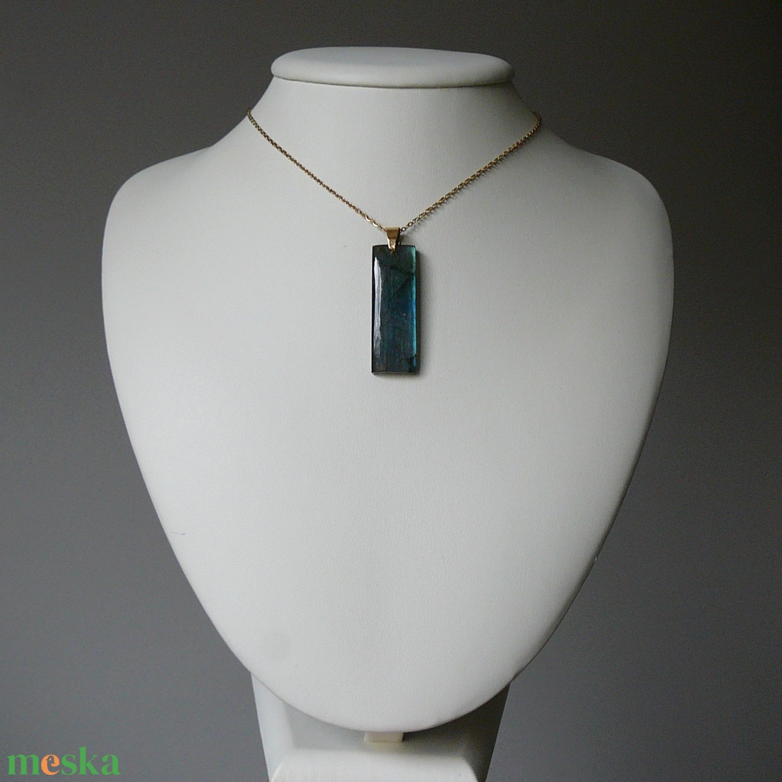 Labradorit medálos nyaklánc - ékszer - nyaklánc - medál - Meska.hu