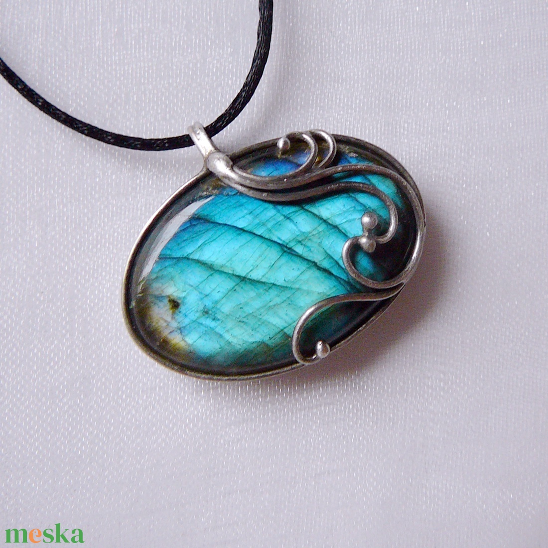 Labradorit medál - ékszer - nyaklánc - medál - Meska.hu