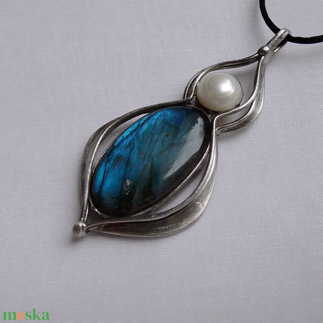 Labradorit medál - ékszer - nyaklánc - medál - Meska.hu