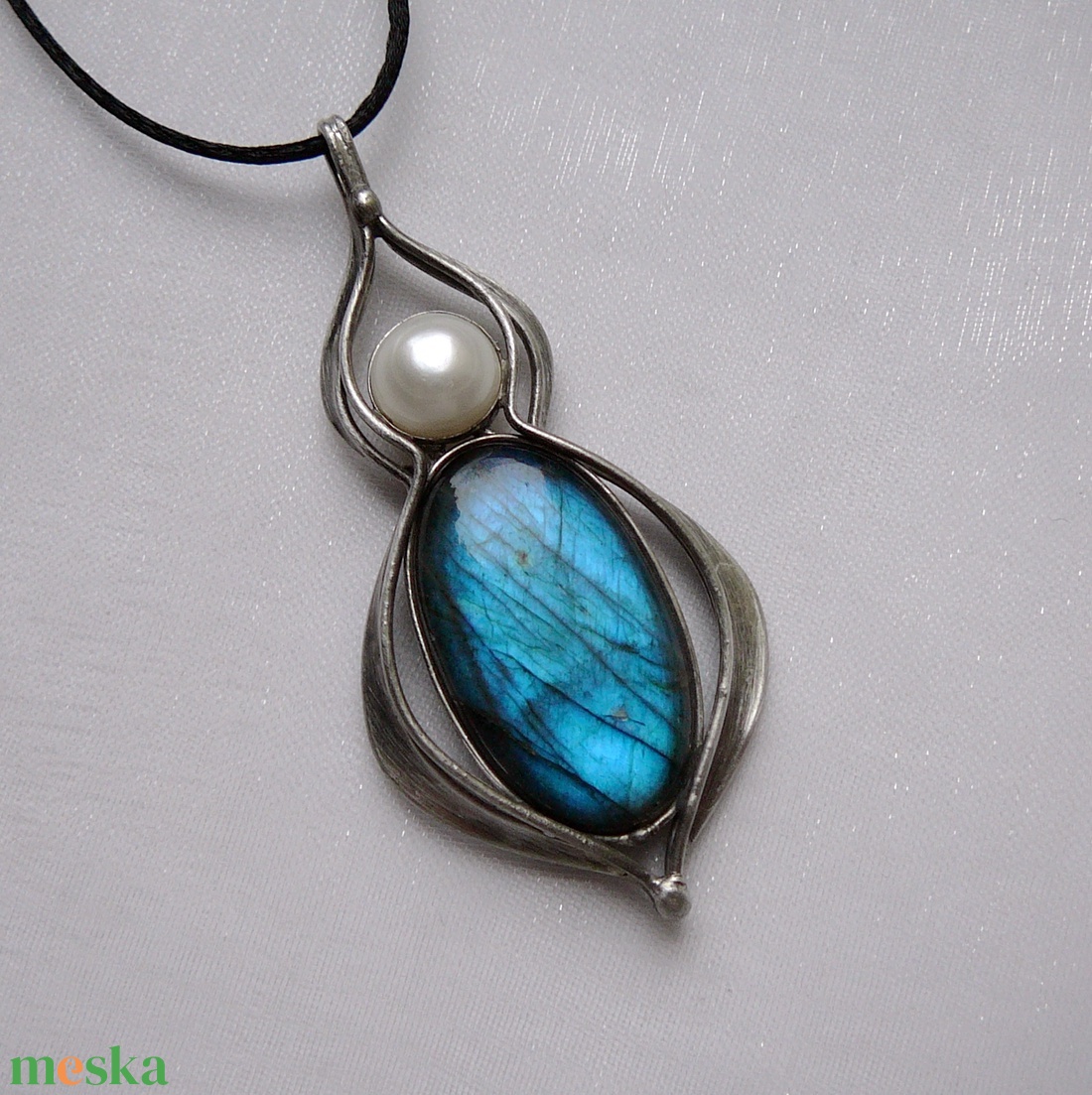 Labradorit medál - ékszer - nyaklánc - medál - Meska.hu