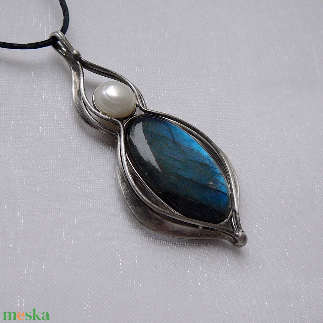 Labradorit medál - ékszer - nyaklánc - medál - Meska.hu