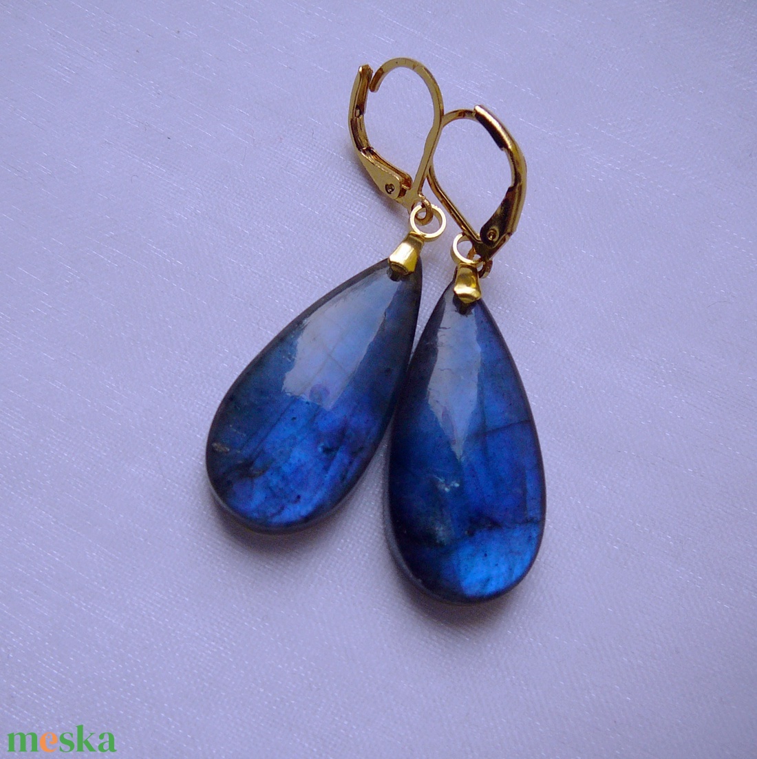 Labradorit fülbevaló - ékszer - fülbevaló - lógó csepp fülbevaló - Meska.hu