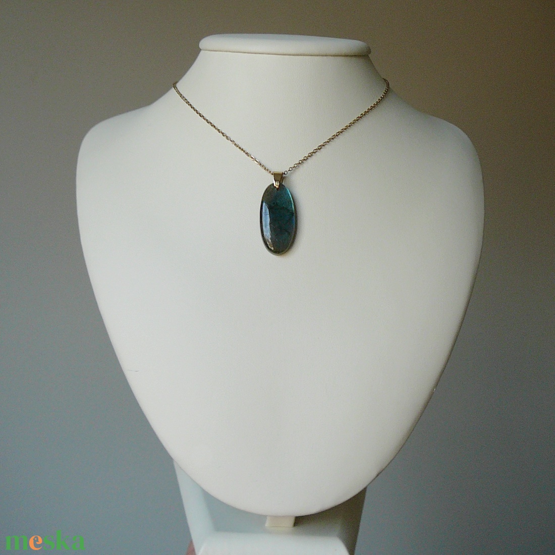 Labradorit medálos nyaklánc - ékszer - nyaklánc - medál - Meska.hu