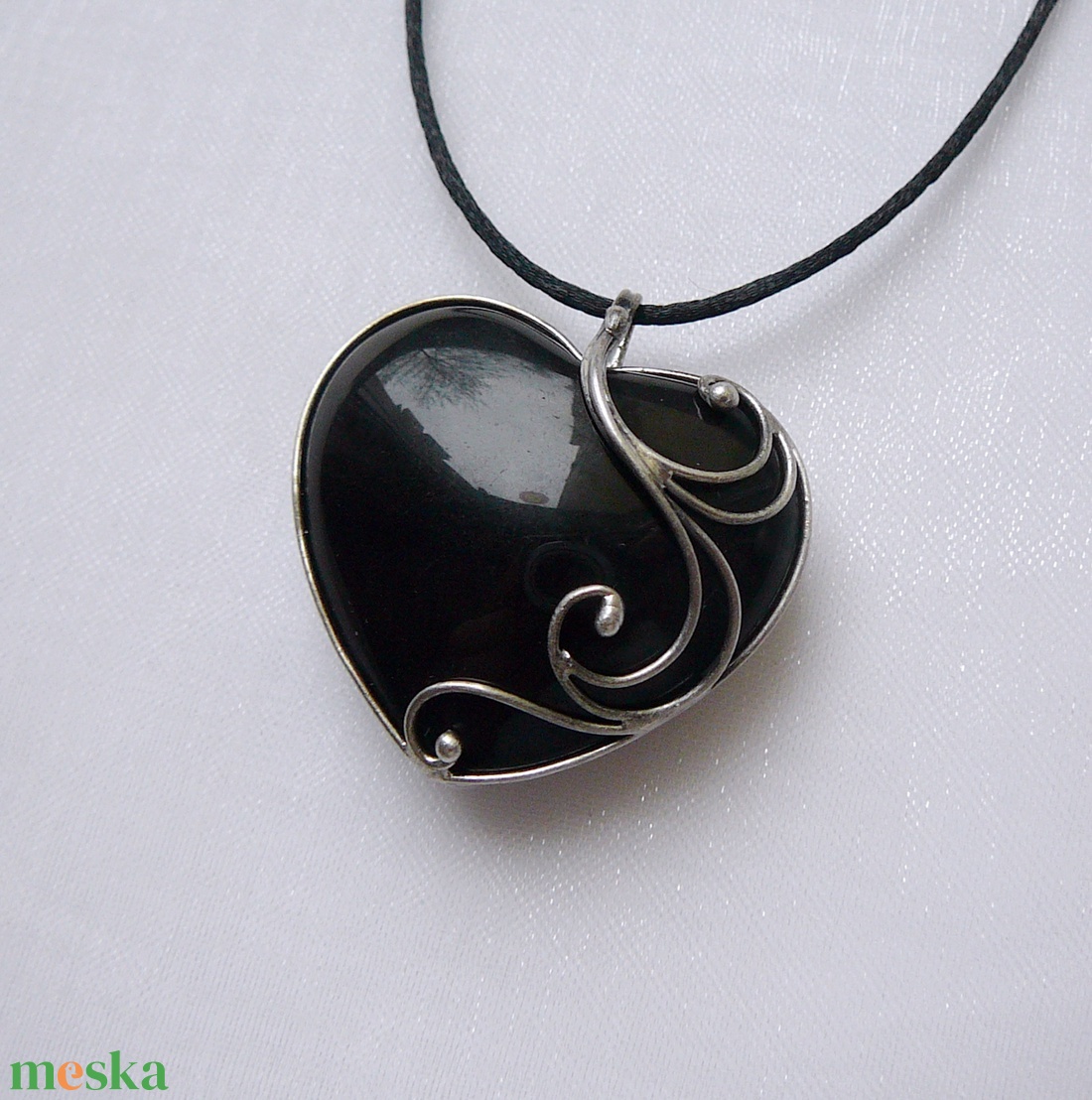 Obszidián szív medál - ékszer - nyaklánc - medálos nyaklánc - Meska.hu