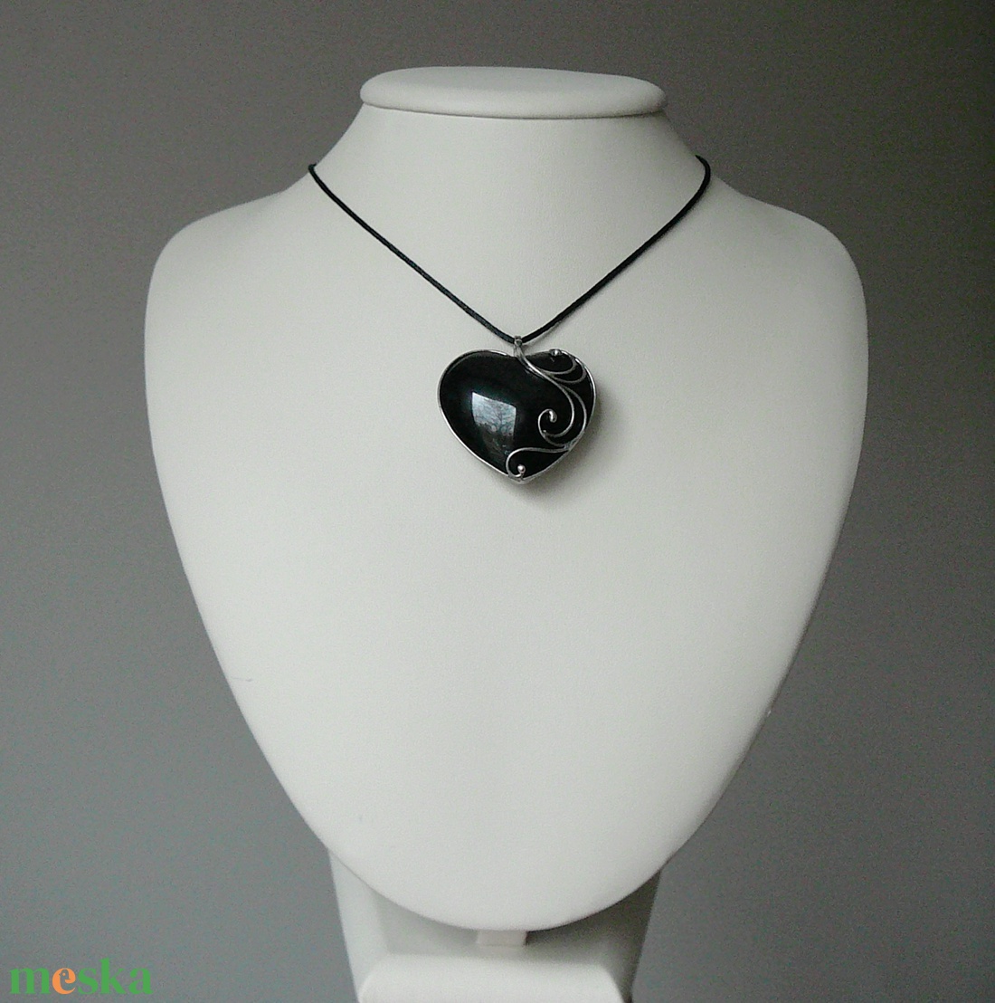 Obszidián szív medál - ékszer - nyaklánc - medálos nyaklánc - Meska.hu