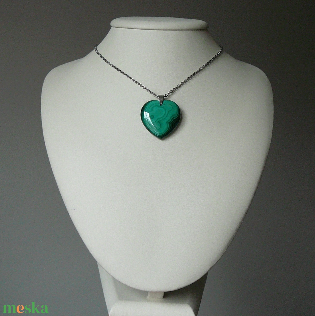 Malachit szív medálos nyaklánc - ékszer - nyaklánc - medálos nyaklánc - Meska.hu