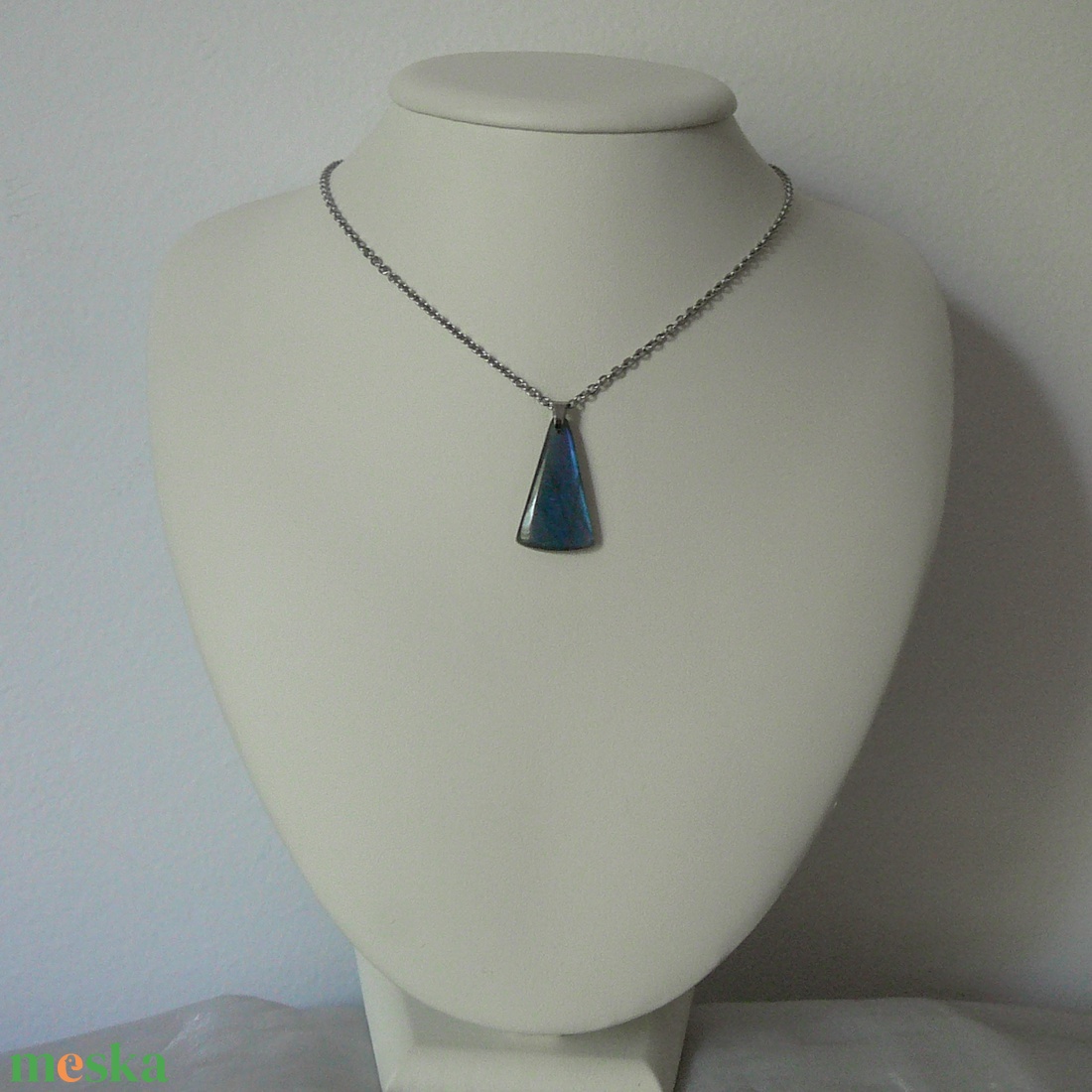 Labradorit medálos nyaklánc - ékszer - nyaklánc - medálos nyaklánc - Meska.hu