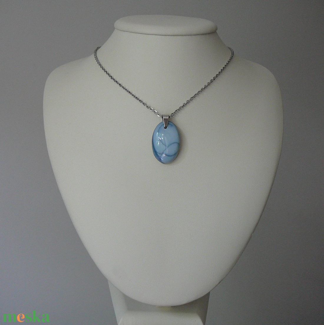 Kék opál medálos nyaklánc - ékszer - nyaklánc - medálos nyaklánc - Meska.hu