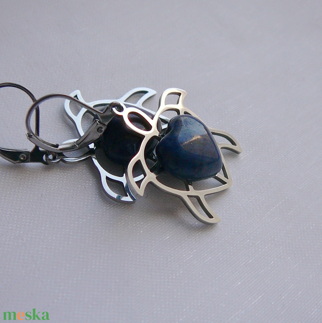 Lápisz lazuli teknős fülbevaló - ékszer - fülbevaló - lógó fülbevaló - Meska.hu