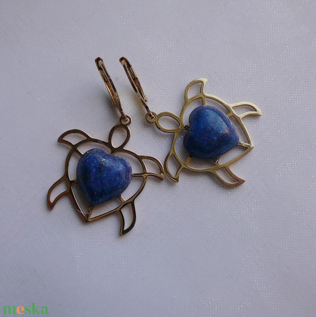 Lápisz lazuli teknős fülbevaló - ékszer - fülbevaló - lógó fülbevaló - Meska.hu