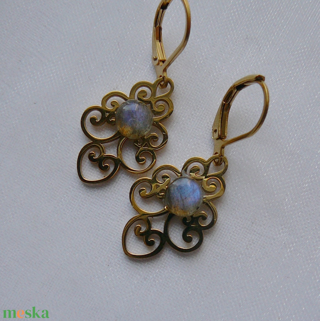 Labradorit fülbevaló - ékszer - fülbevaló - lógó fülbevaló - Meska.hu
