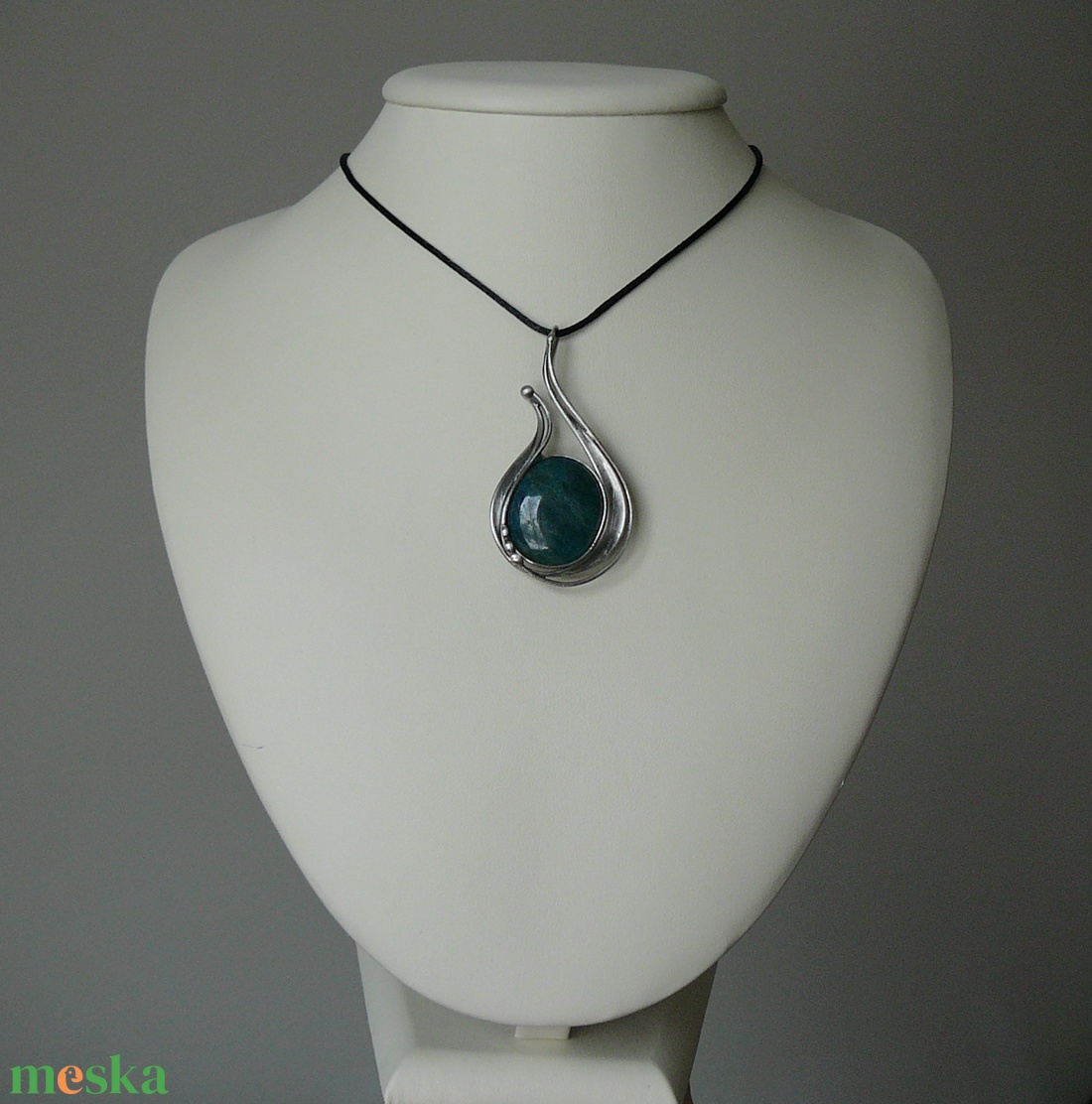 Apatit medál - ékszer - nyaklánc - medálos nyaklánc - Meska.hu