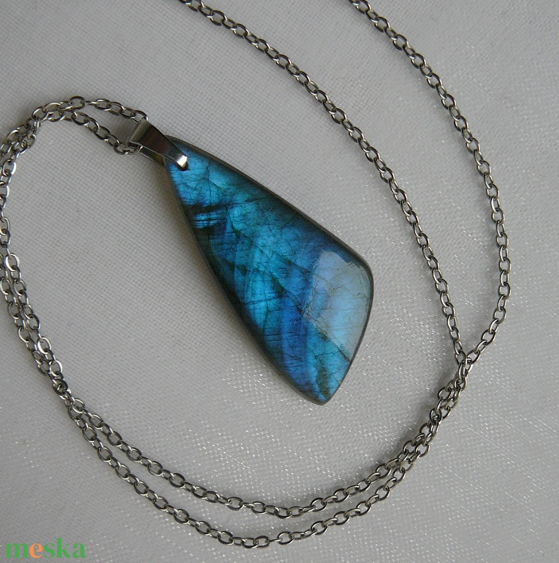 Labradorit medálos nyaklánc - ékszer - nyaklánc - medál - Meska.hu