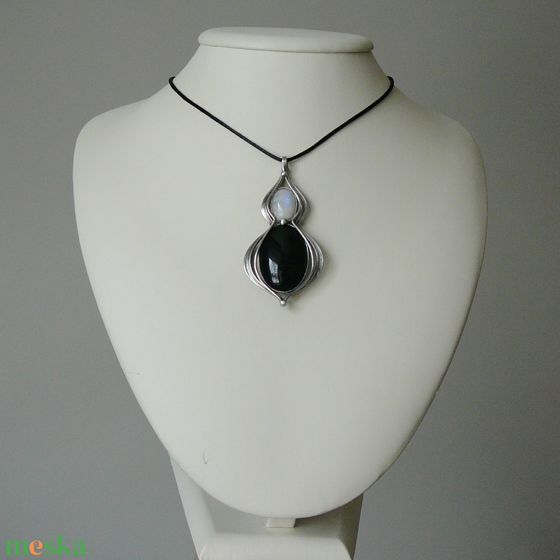 Obszidián medál - ékszer - nyaklánc - medálos nyaklánc - Meska.hu