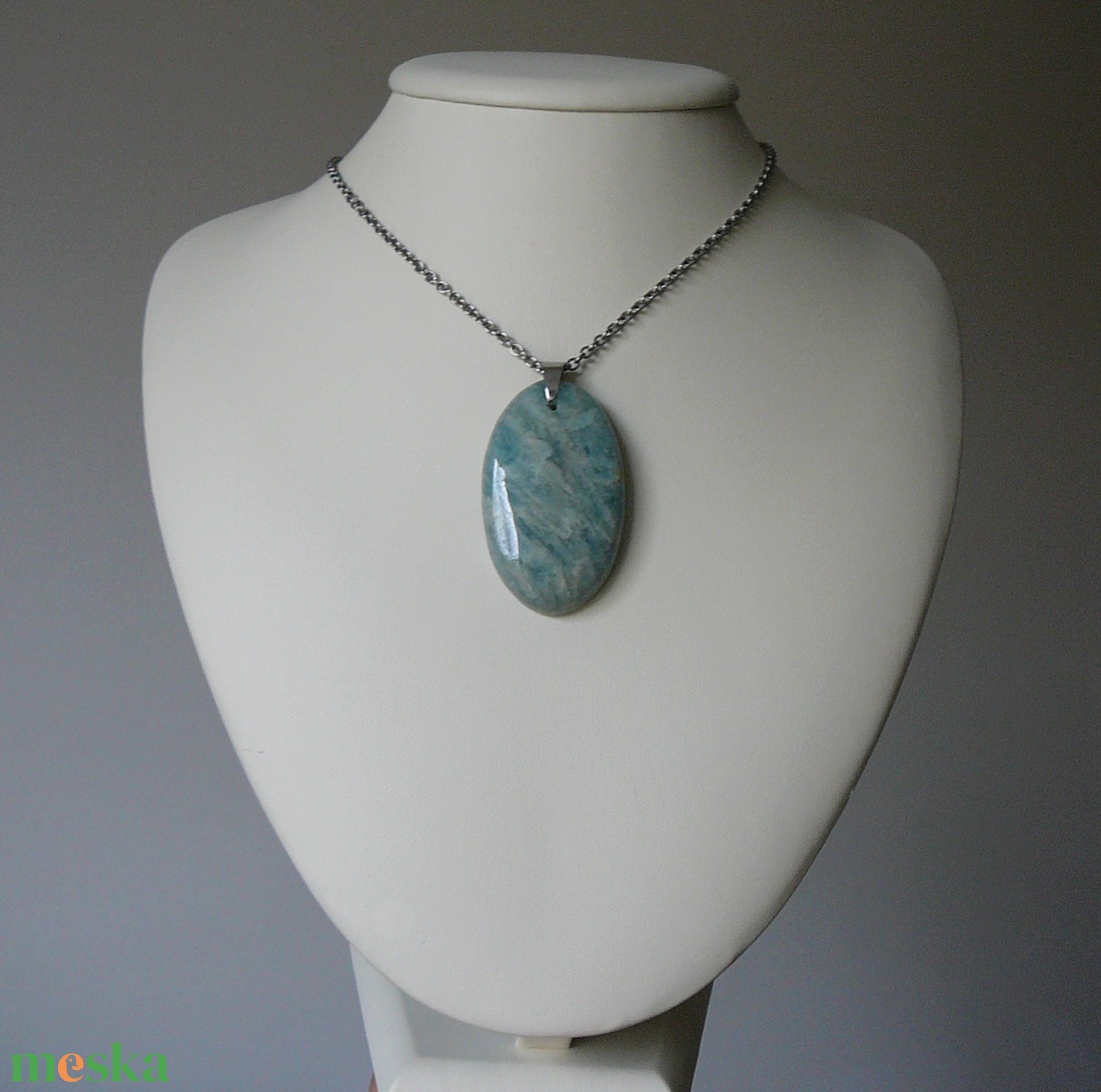 Akvamarin medálos nyaklánc - ékszer - nyaklánc - medál - Meska.hu