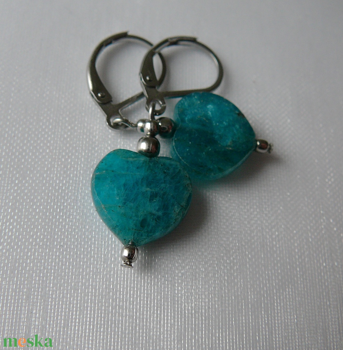 Apatit szív fülbevaló - ékszer - fülbevaló - lógó fülbevaló - Meska.hu