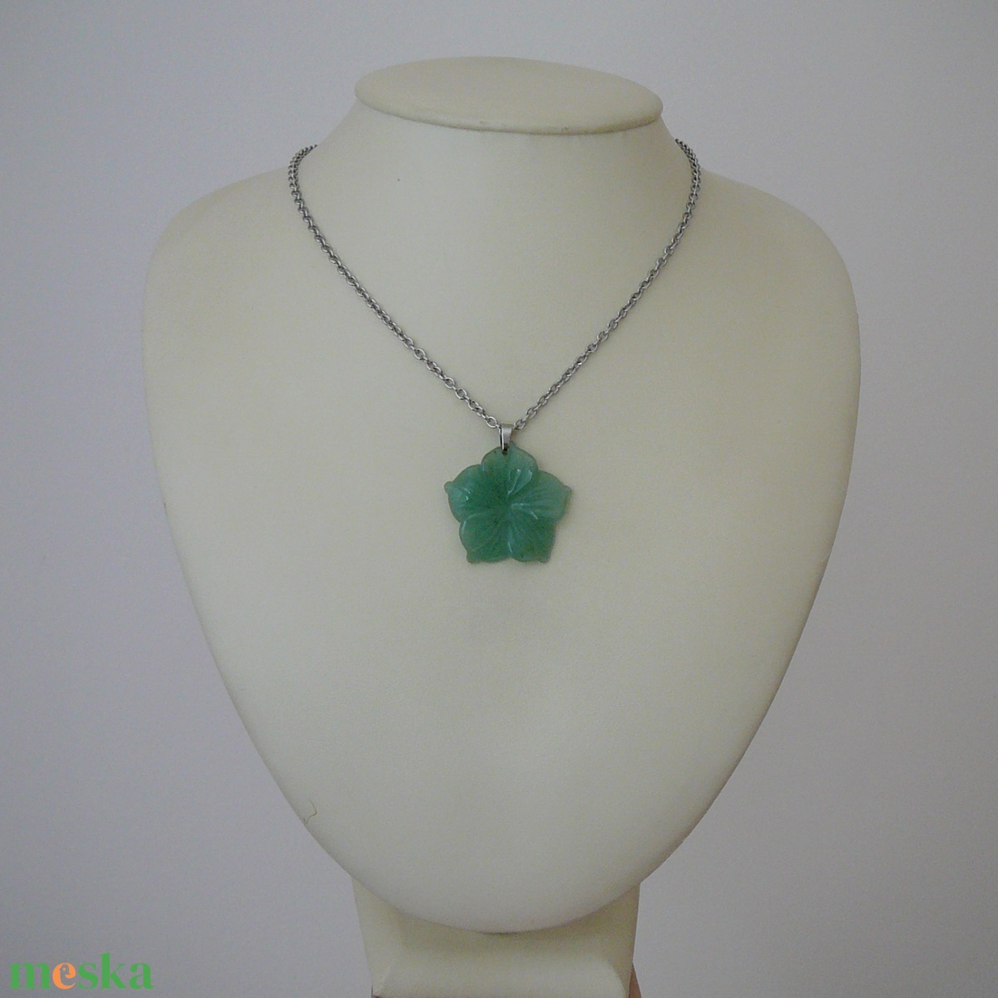 Aventurin virág medálos nyaklánc - ékszer - nyaklánc - medálos nyaklánc - Meska.hu
