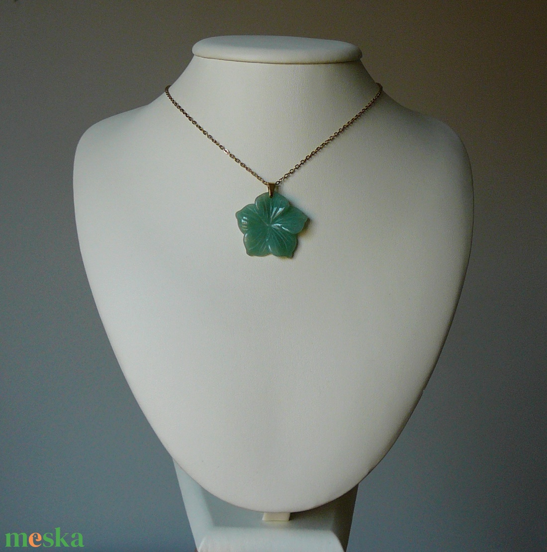 Aventurin virág medálos nyaklánc - ékszer - nyaklánc - medálos nyaklánc - Meska.hu