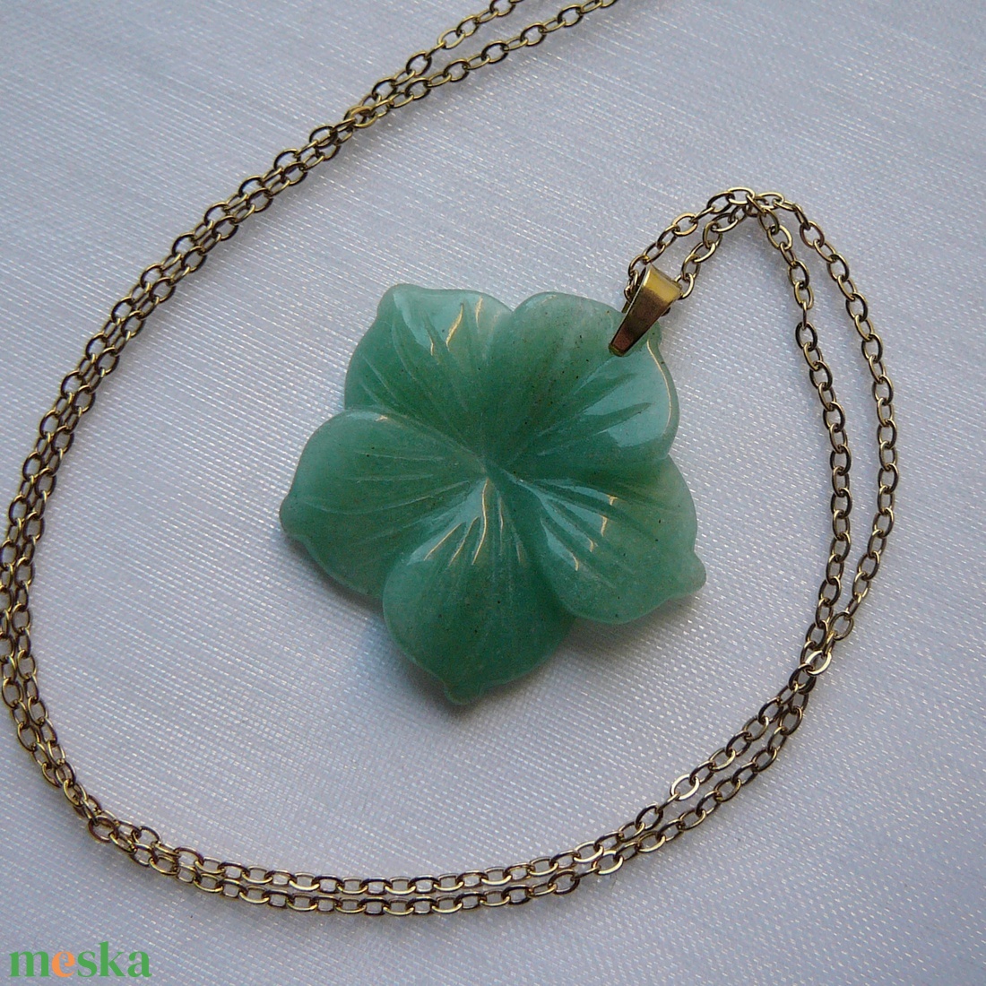 Aventurin virág medálos nyaklánc - ékszer - nyaklánc - medálos nyaklánc - Meska.hu