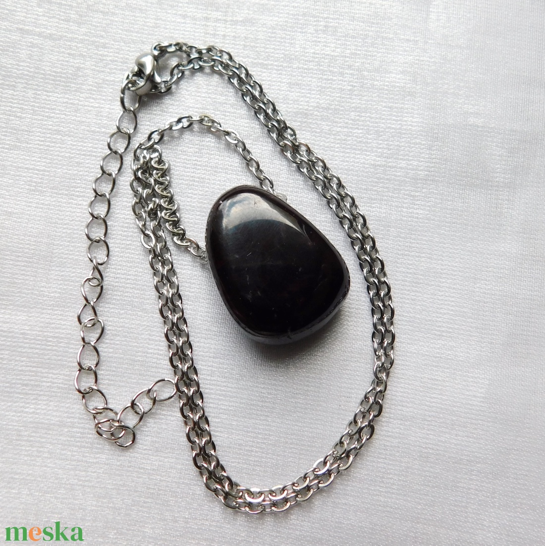 Gránát medálos nyaklánc - ékszer - nyaklánc - medálos nyaklánc - Meska.hu