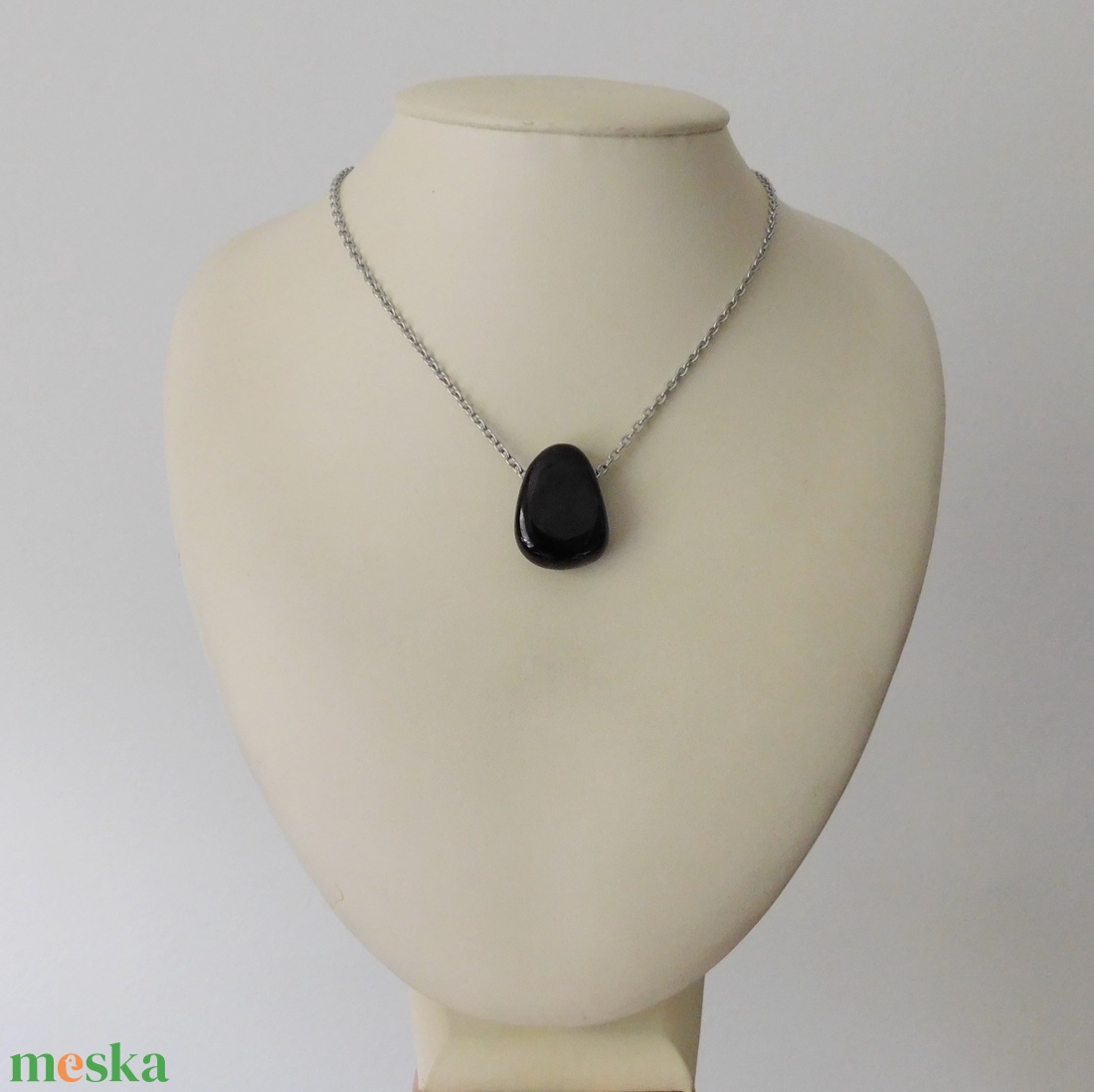 Gránát medálos nyaklánc - ékszer - nyaklánc - medálos nyaklánc - Meska.hu