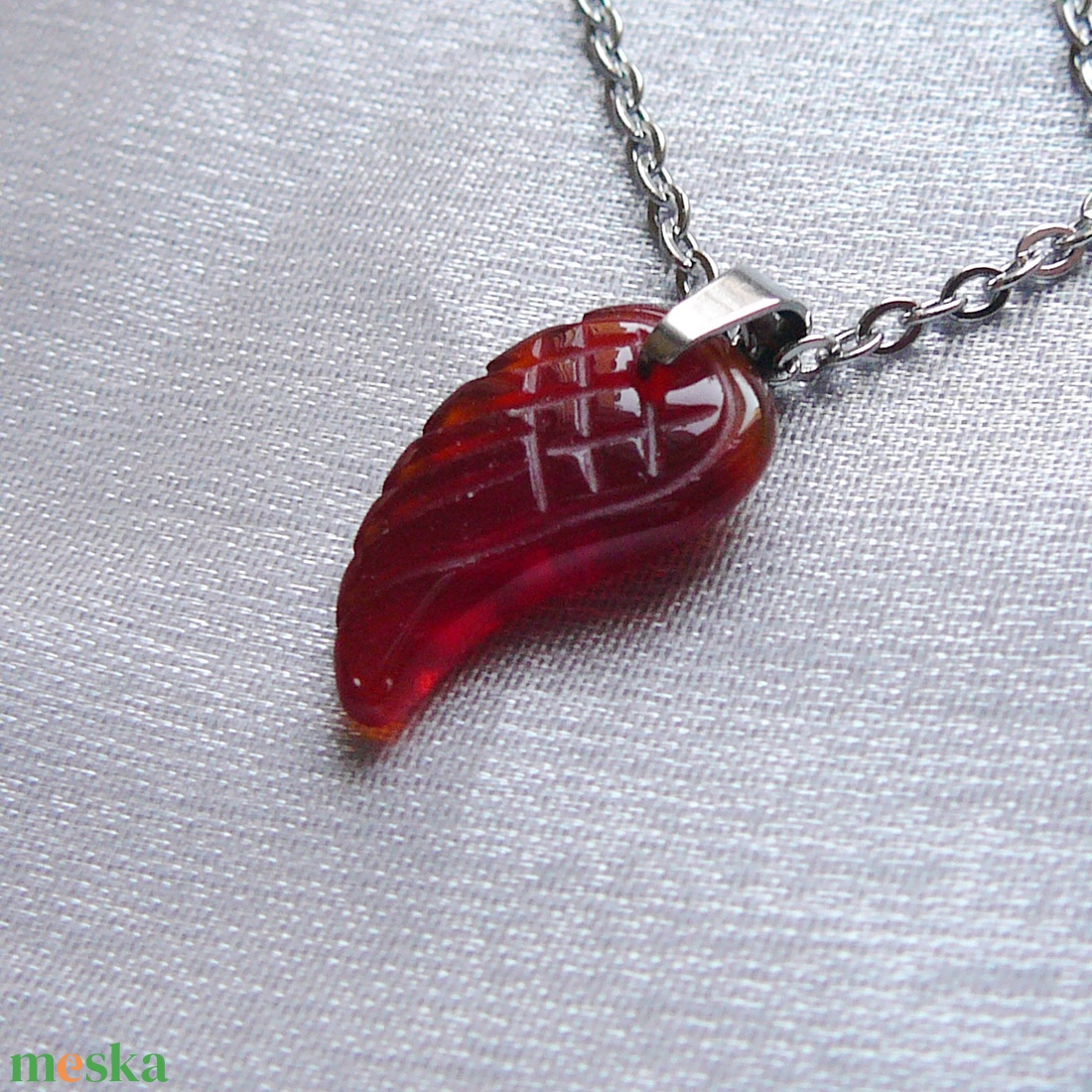 Karneol szárny medálos nyaklánc - ékszer - nyaklánc - medálos nyaklánc - Meska.hu