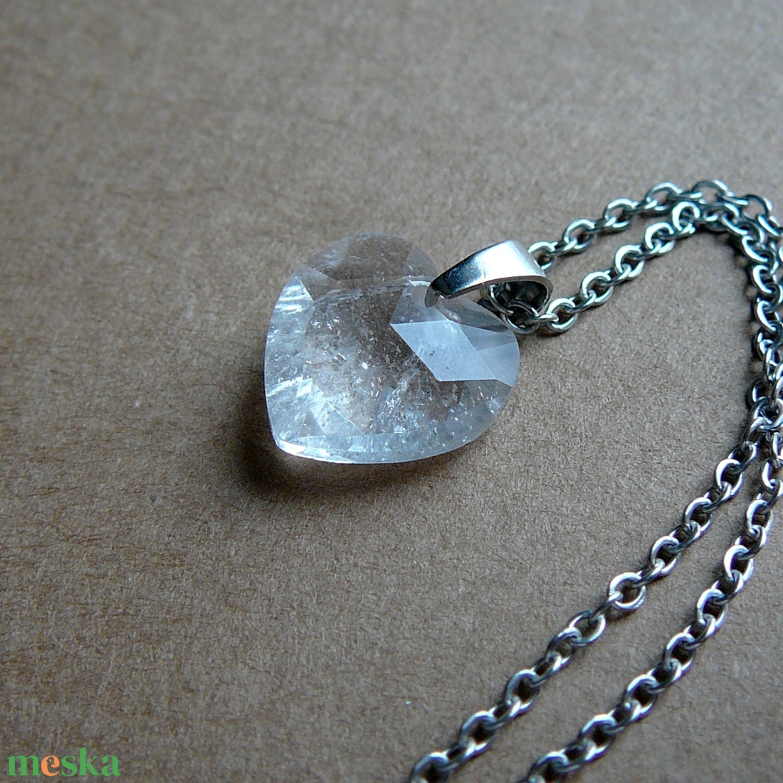 Hegyikristály szív medálos nyaklánc - ékszer - nyaklánc - medálos nyaklánc - Meska.hu